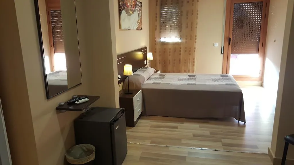 Pension Avenida Vilafranca del Penedes 3*,  Spain